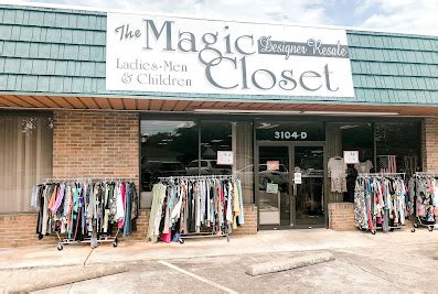 A Delightful Day at the Magic Closet in Longvue, TX